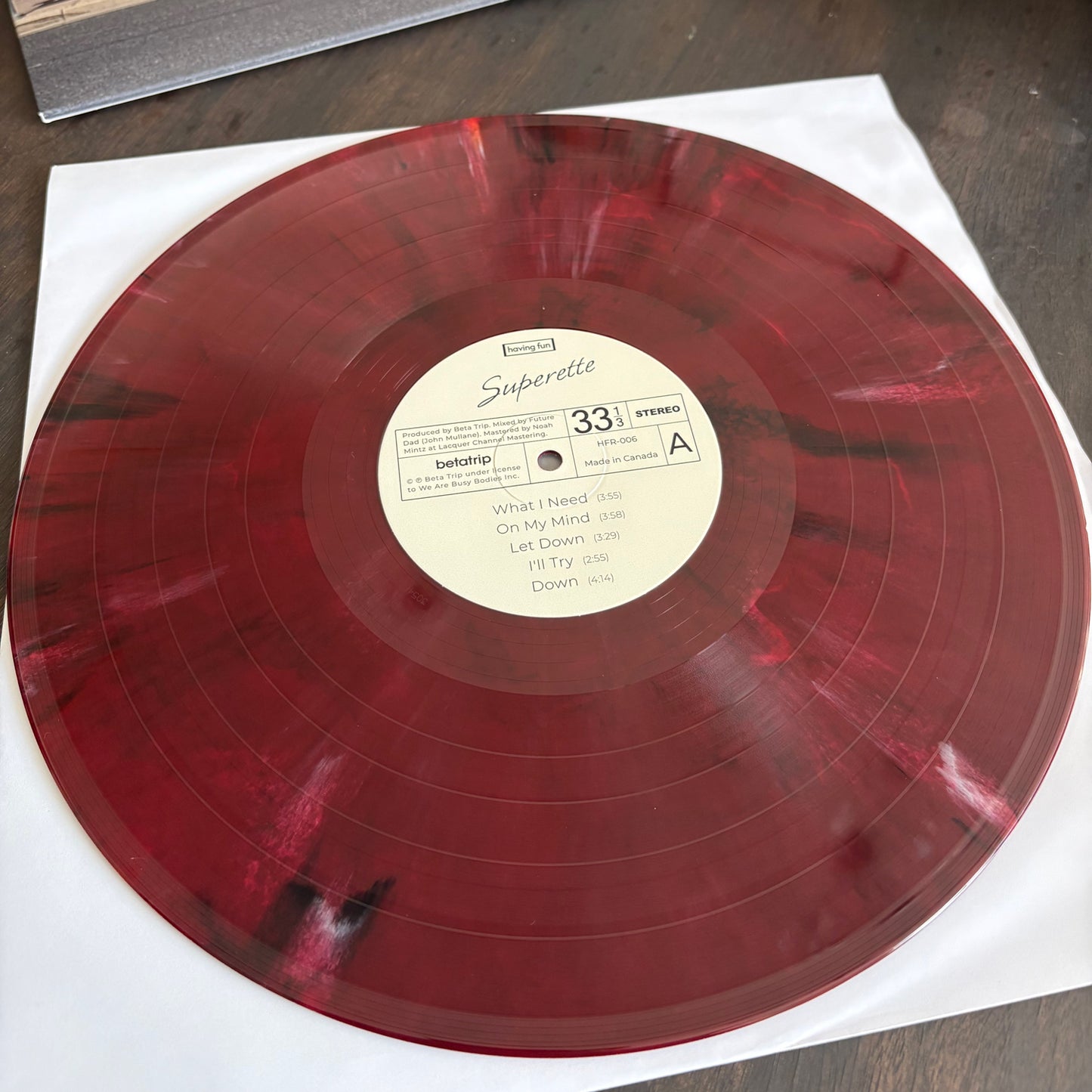 Beta Trip - Superette